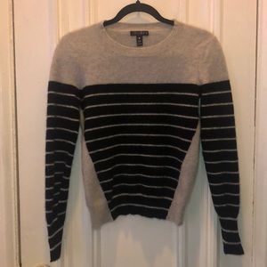 Cashmere sweater by Aqua